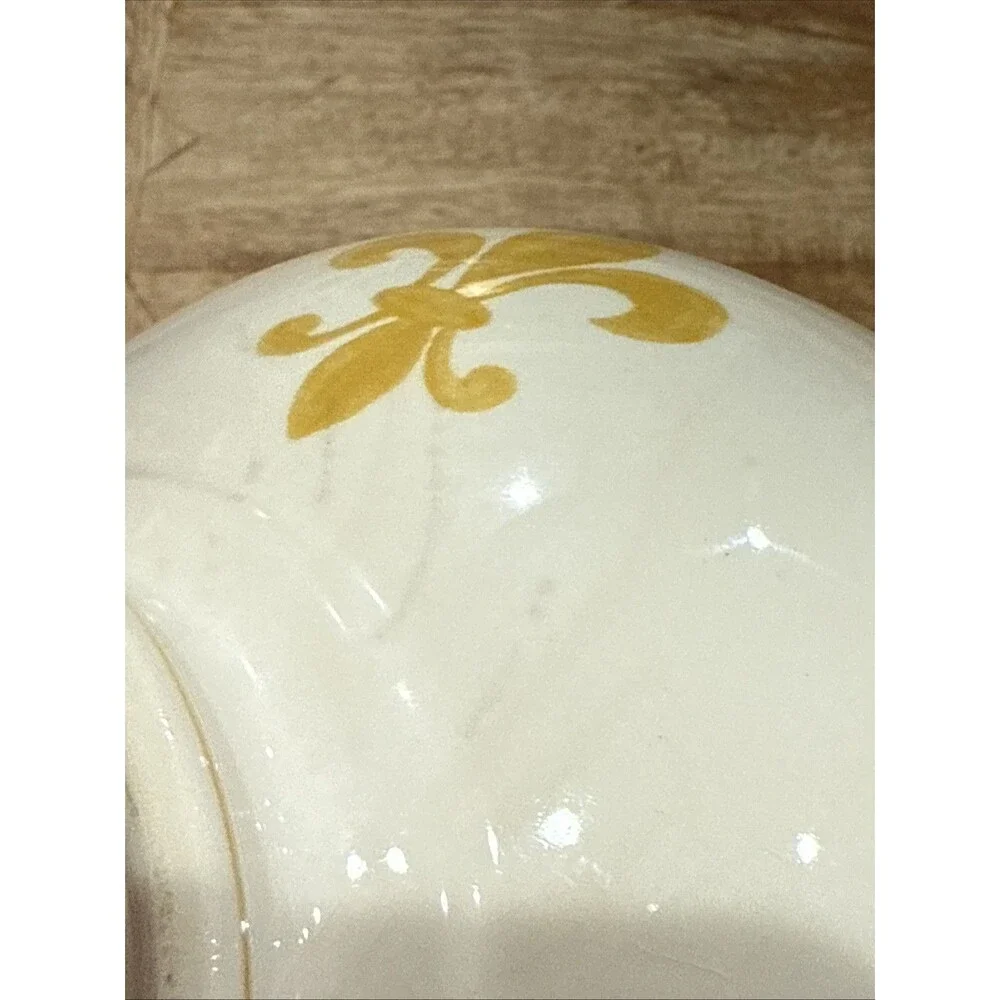 Williams Sonoma Fleur De Lis Yellow Gold Footed Soup Cereal Bowl